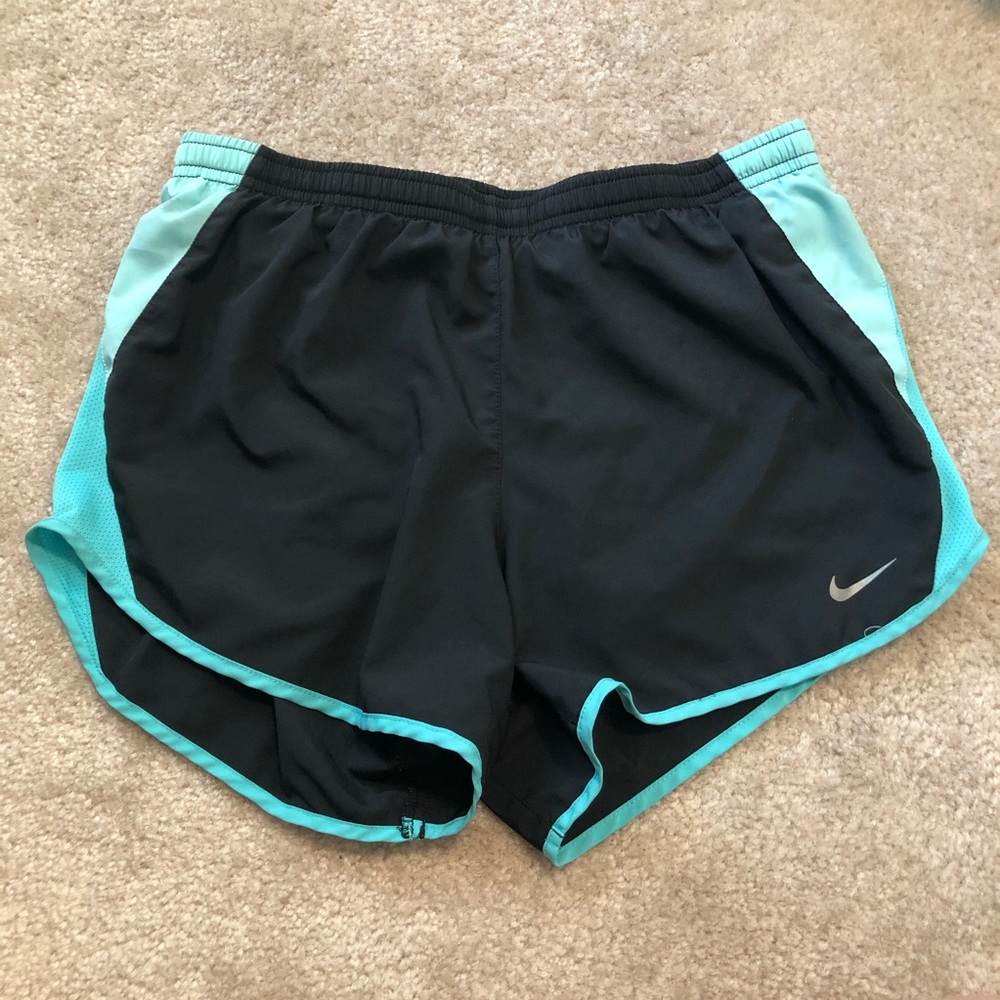 Nike Dri-Fit exercise shorts S